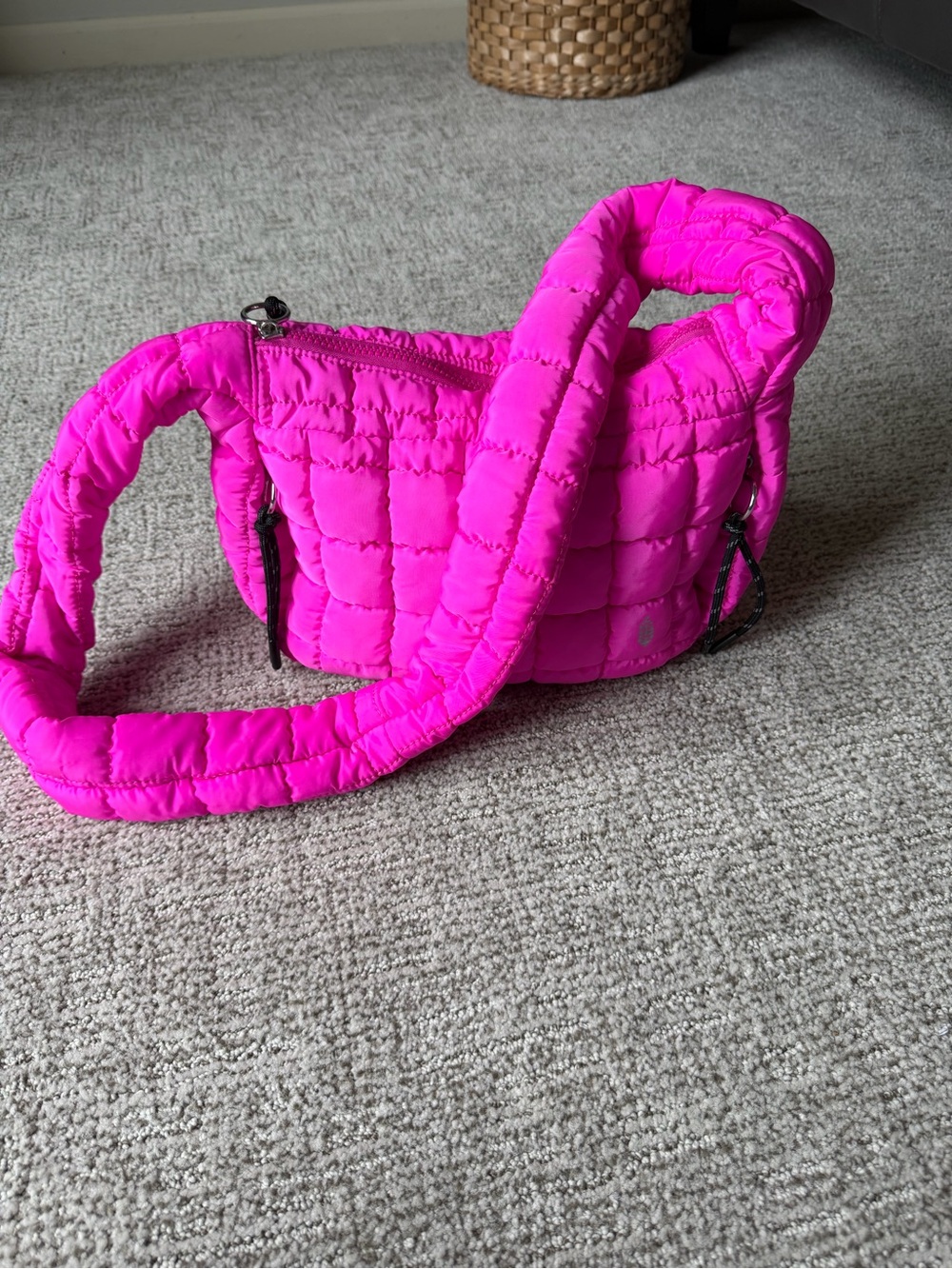 Free People Movement Neon Fuchsia Flirt Quilted Baby Carryall Sling Bag
